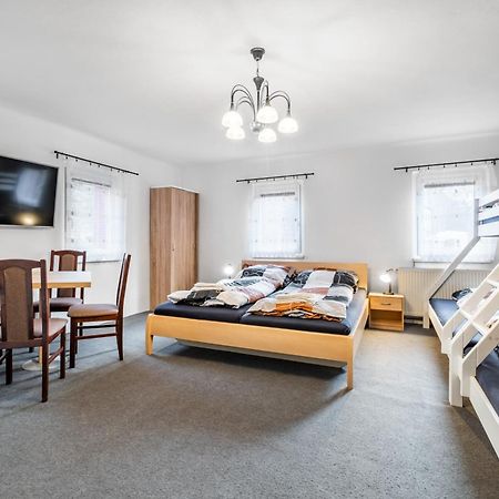 Marzebilla Pod Klinovcem Apartman Vejprty Kültér fotó
